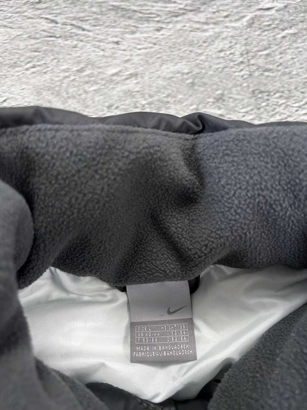 Nike × Vintage Nike puffer vest dark grey vintage… - image 7