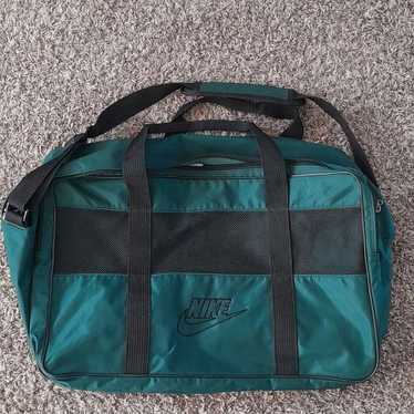 NIKE Green Gymn Bag/ Duffle/ Luggage 21x 13×11- N… - image 1