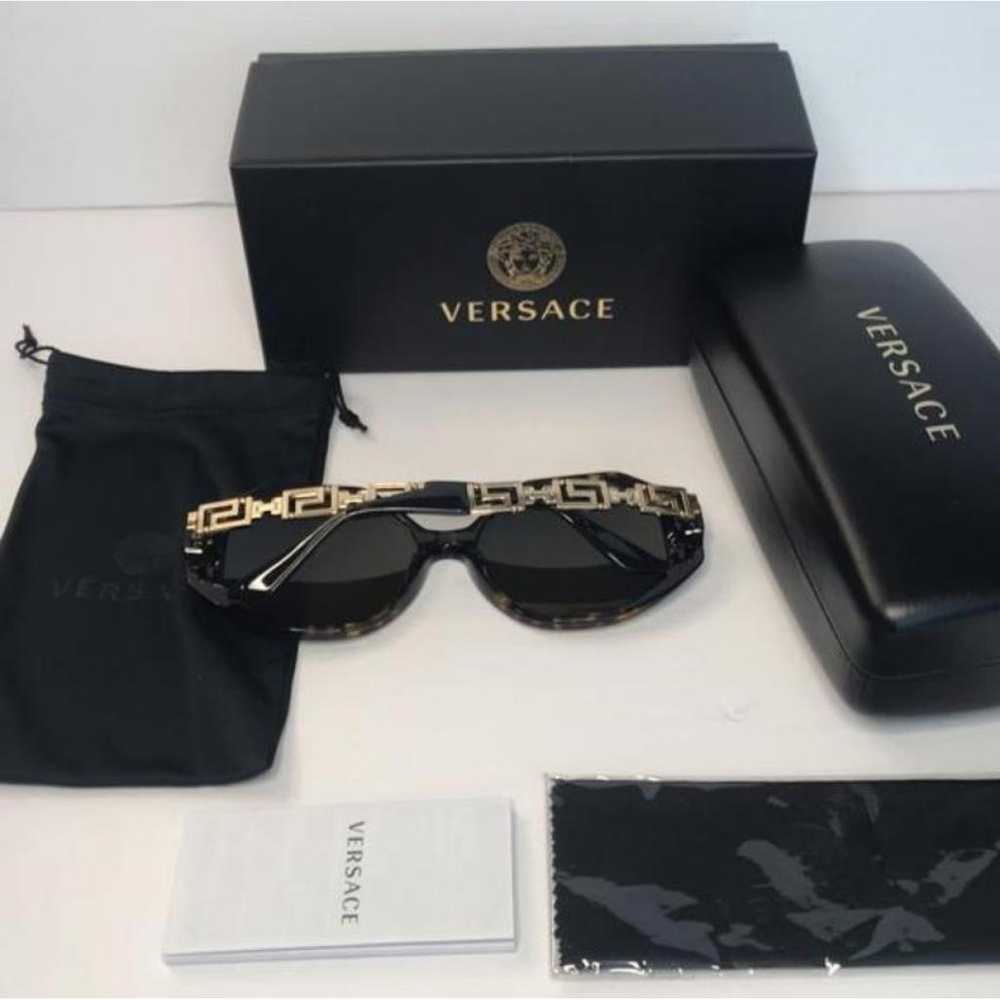 Versace Oversized sunglasses - image 3