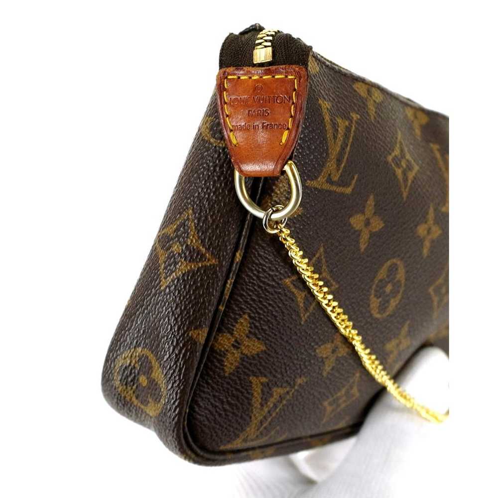 Louis Vuitton Pochette Accessoire leather handbag - image 7