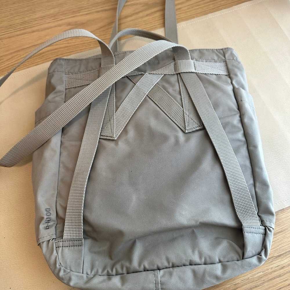 Fjallraven Kanken Totepack Fog - image 2