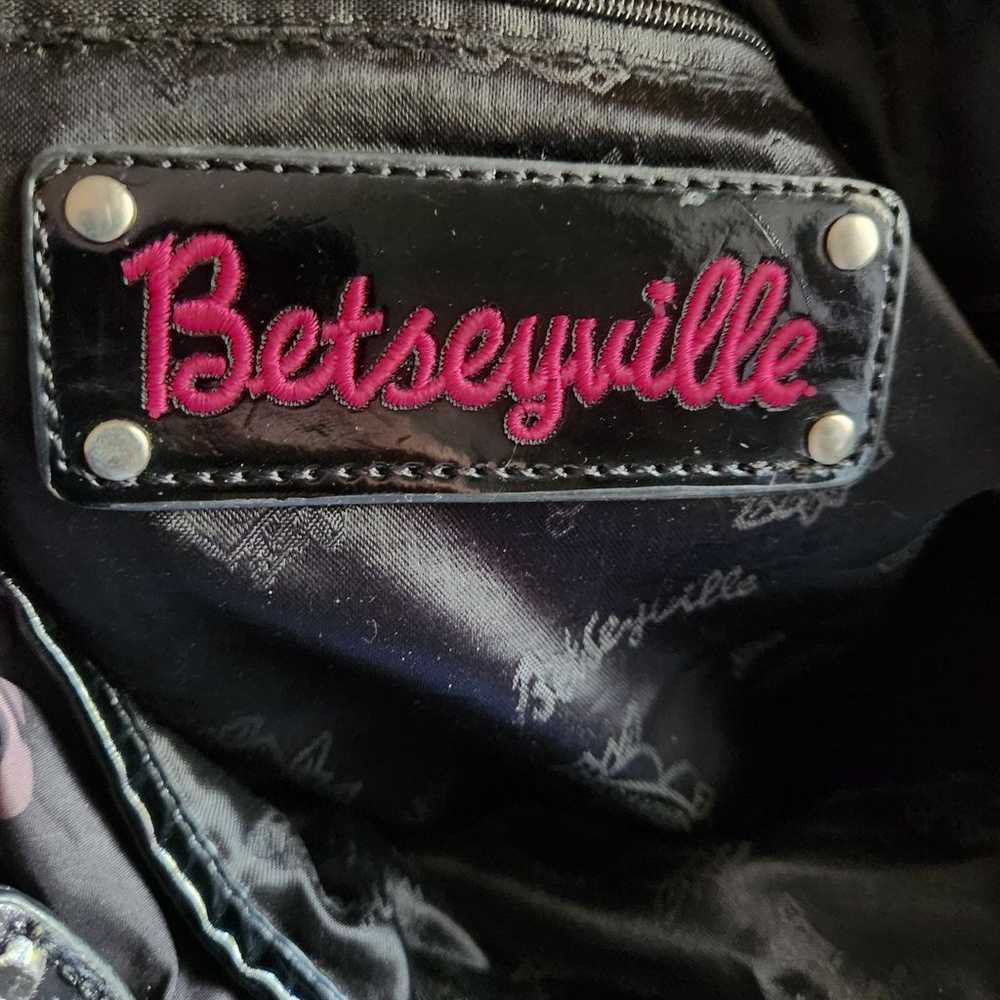 Betsey Johnson Betseyville skull and roses purse - image 8