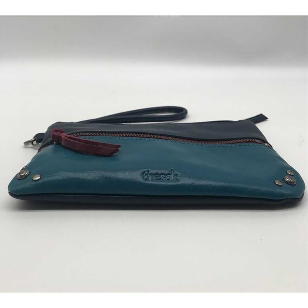 The Sak Blue and Teal Leather Sanibel Phone Charg… - image 5
