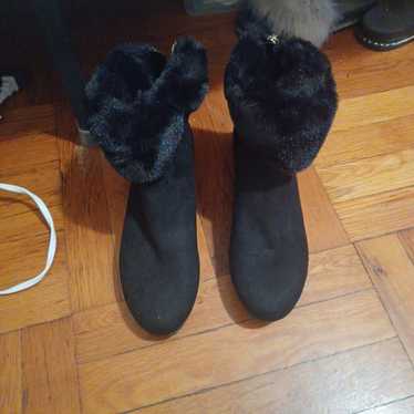 Dkny ankle fluffy boot - image 1