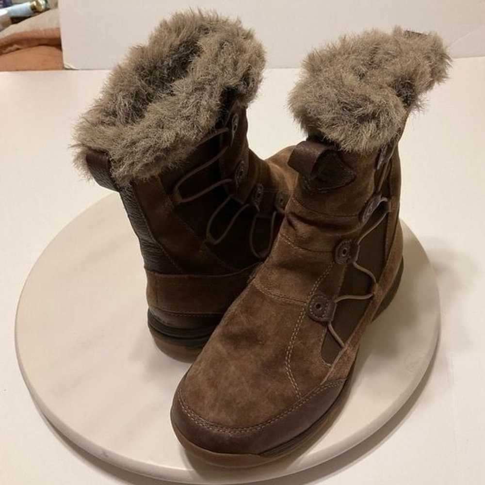 Teva Faux Fur Trim Pull on Thinsulate Boots. Brow… - image 12