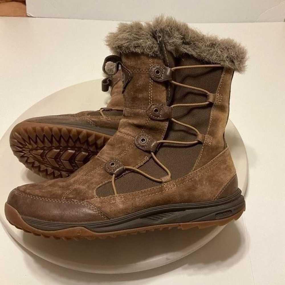 Teva Faux Fur Trim Pull on Thinsulate Boots. Brow… - image 2