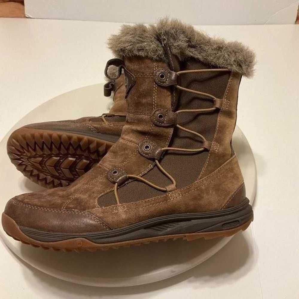Teva Faux Fur Trim Pull on Thinsulate Boots. Brow… - image 6