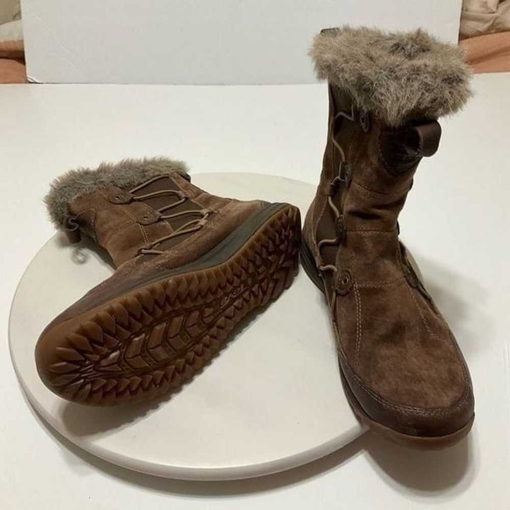 Teva Faux Fur Trim Pull on Thinsulate Boots. Brow… - image 8