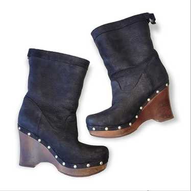 UGG Carnegie Black Sheepskin Wedge Heel boots 8 - image 1
