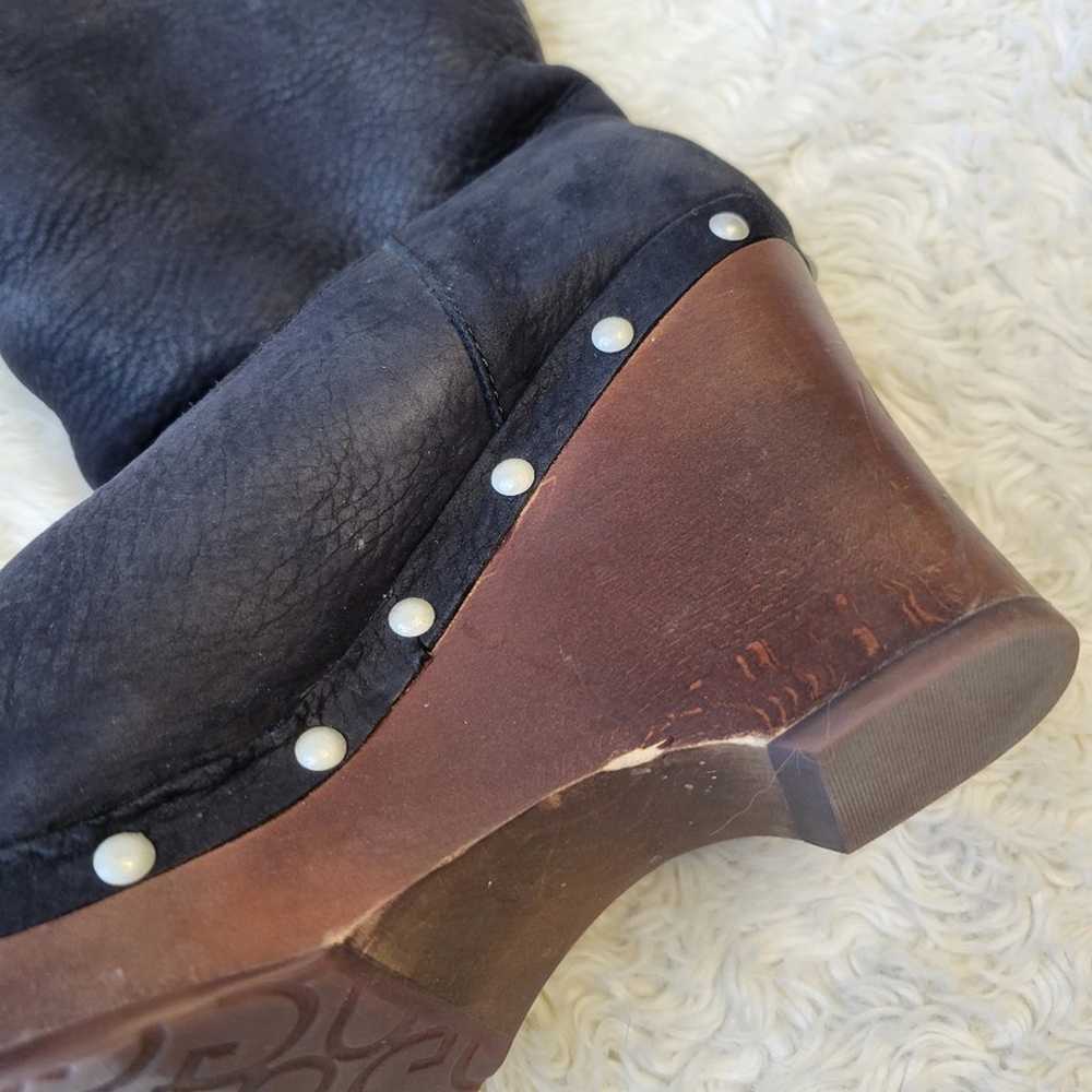 UGG Carnegie Black Sheepskin Wedge Heel boots 8 - image 7