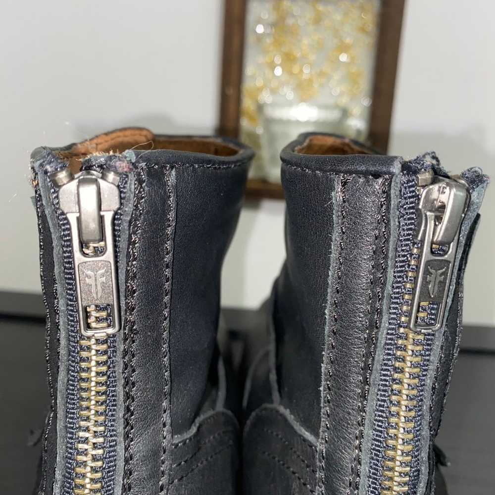 EUC womens FRYE Veronica engineer distressed blac… - image 7