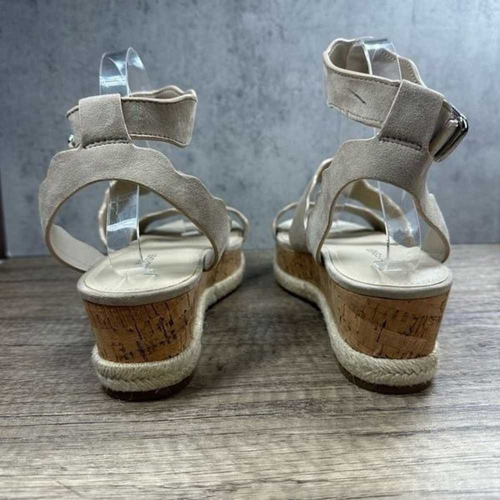 Marc Fisher~Women's~”Fayme” Flatform Tan Sandals~… - image 4