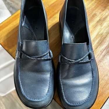 Clarks  blue with black soles new never worn 7.5