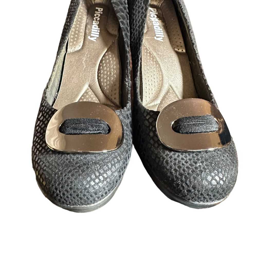 Piccadilly black snake skin heel size 9 very comf… - image 10