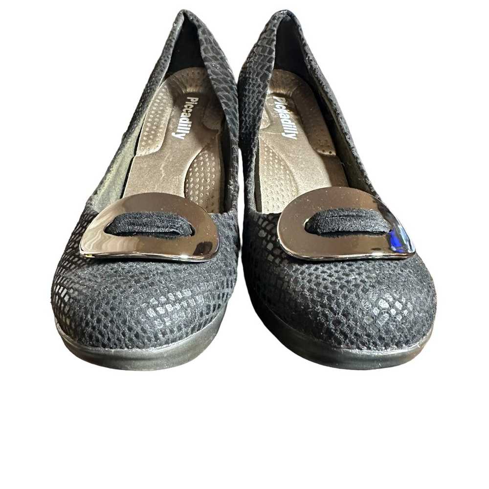 Piccadilly black snake skin heel size 9 very comf… - image 9