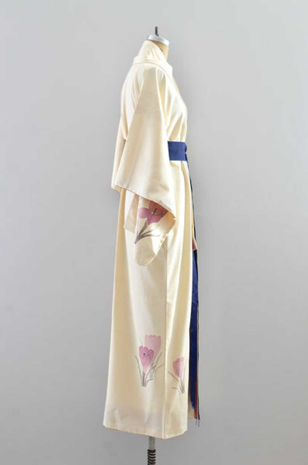 "Rirakkusu" Border Floral Kimono - image 7