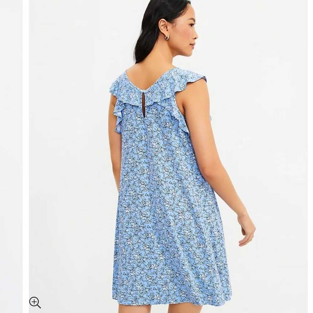 Loft Petite Floral Ruffle V-Back Swing Dress Blue… - image 2