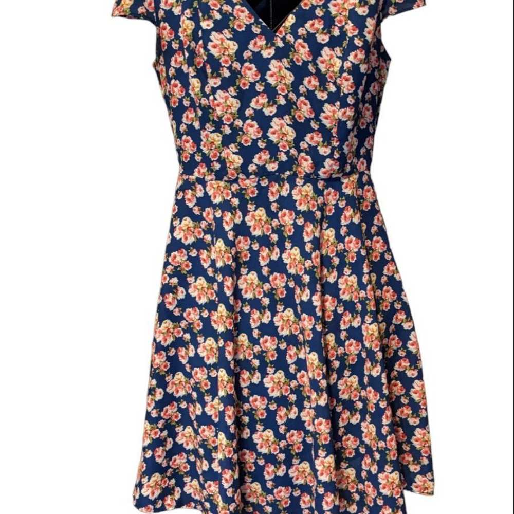 Betsey Johnson Floral dress size 6 - image 2