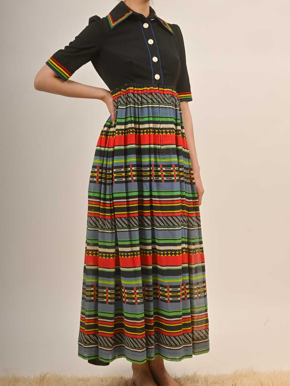 1970s Rainbow Maxi Shirt Dress by Jean Varon Lond… - image 4