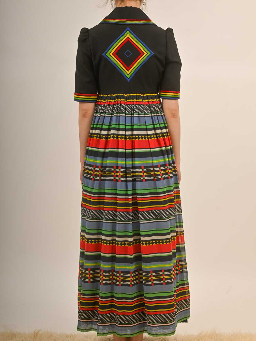 1970s Rainbow Maxi Shirt Dress by Jean Varon Lond… - image 6