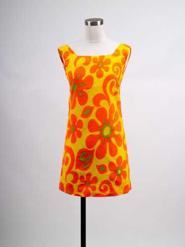 1960s Bright and Cheery Yellow and Orange Floral H