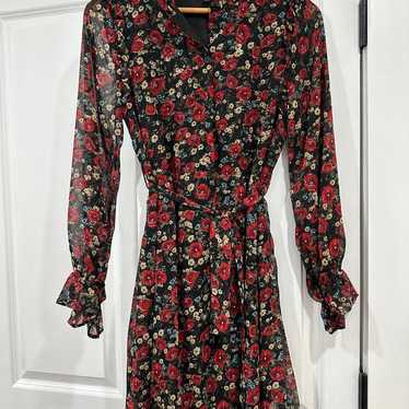 MISSGUIDED RED/BLACK FLORAL DRESS