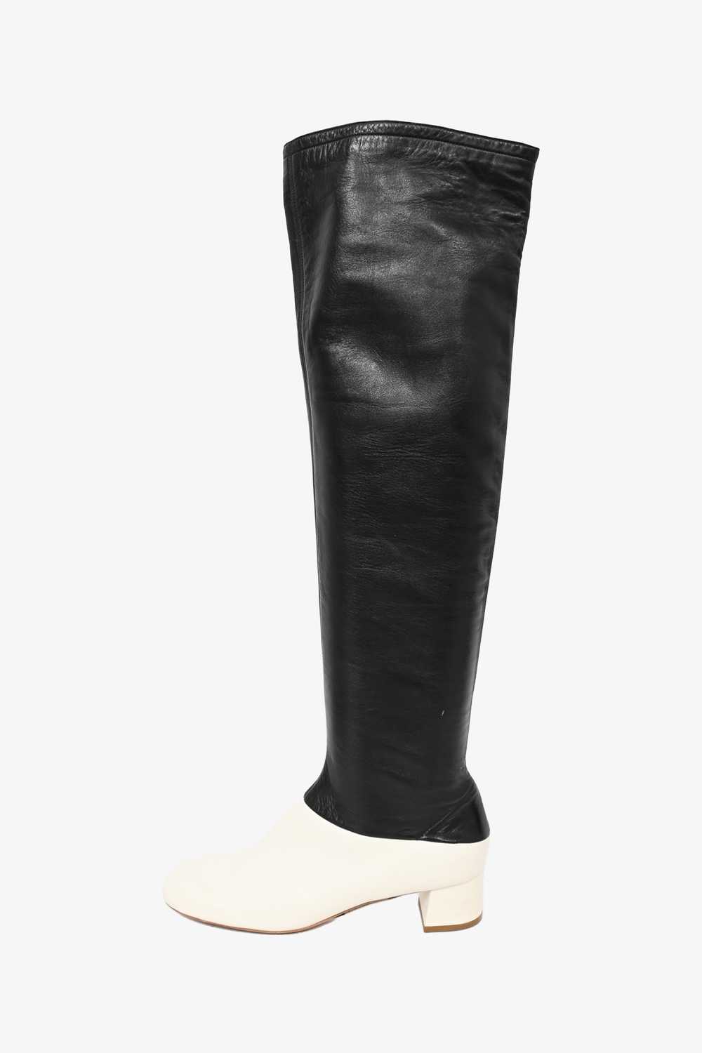 Celine Black/White Leather Knee High Boots Size 36 - image 3