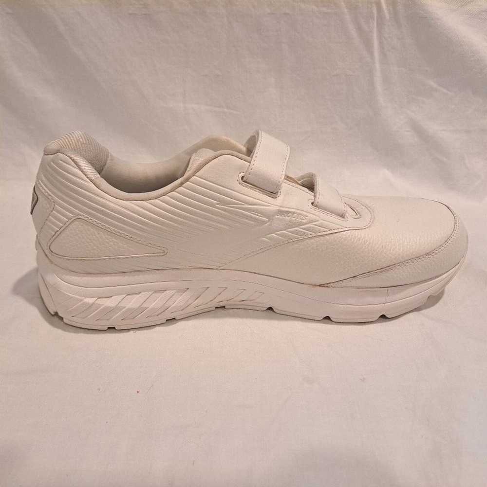 Brooks BROOKS Addiction WLK White Walking Shoes M… - image 4