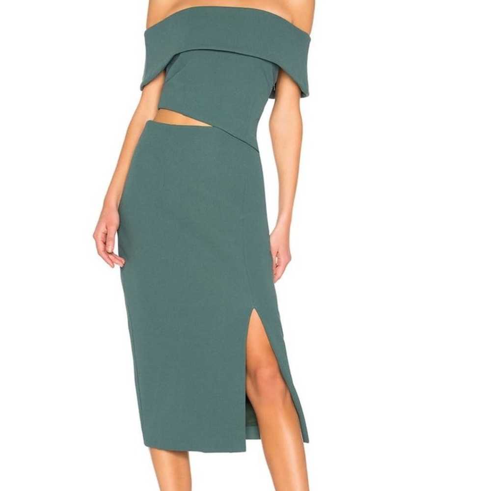 Elliatt Green Serpentine Peacock Cutout Off Shoul… - image 8