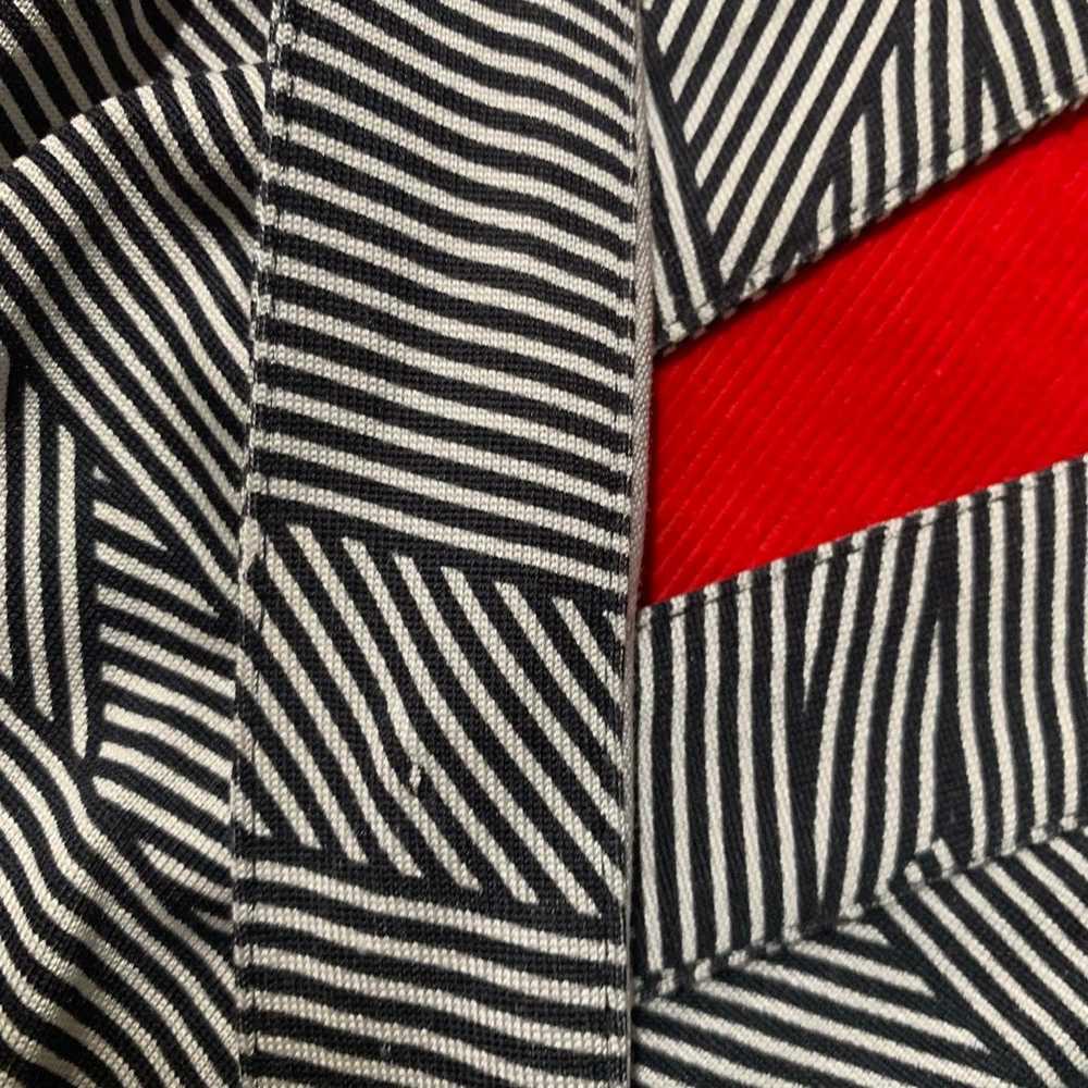 DVF abstract pattern silk jersey midi wrap dress … - image 5