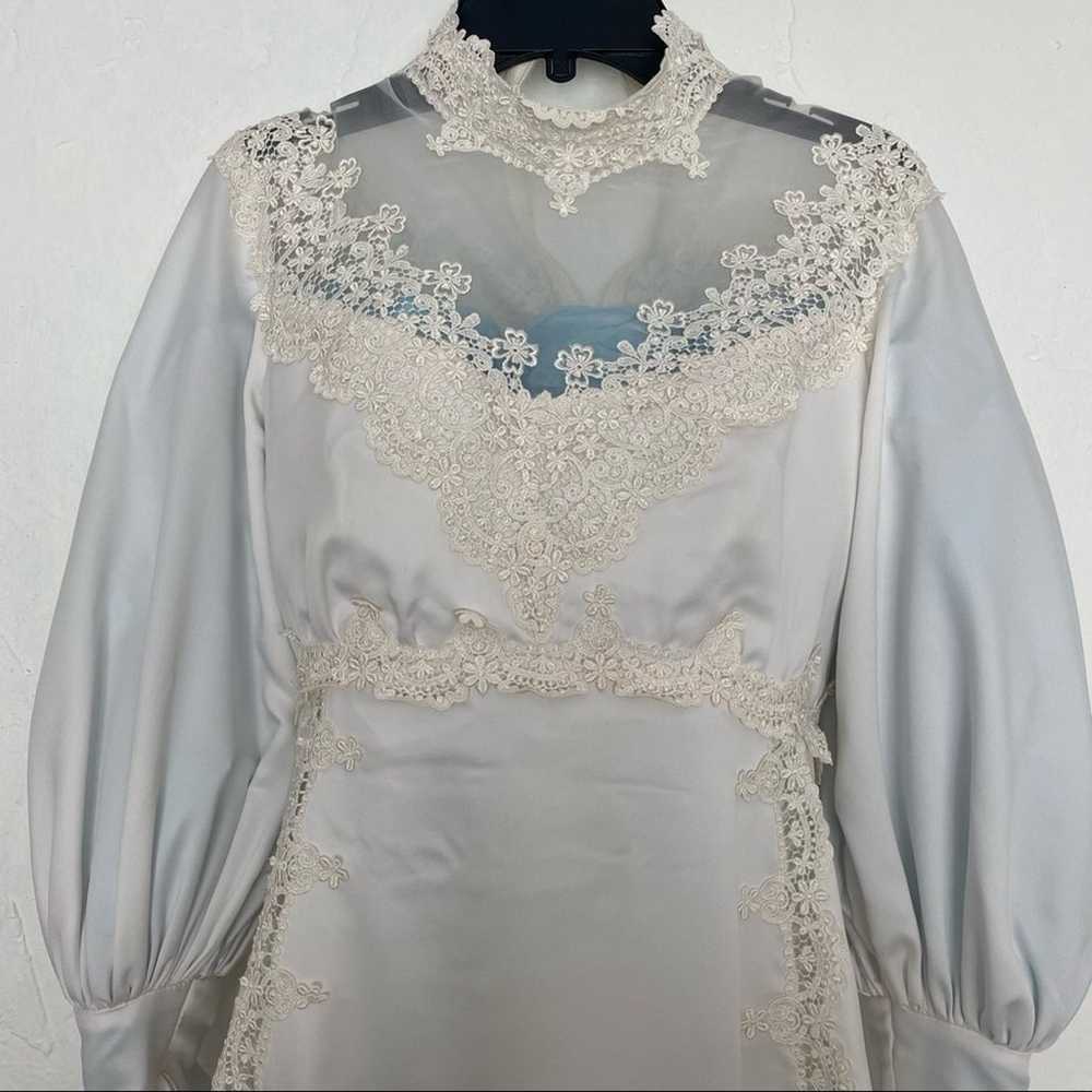 1970s vintage wedding gown long sleeve lace XS wh… - image 3