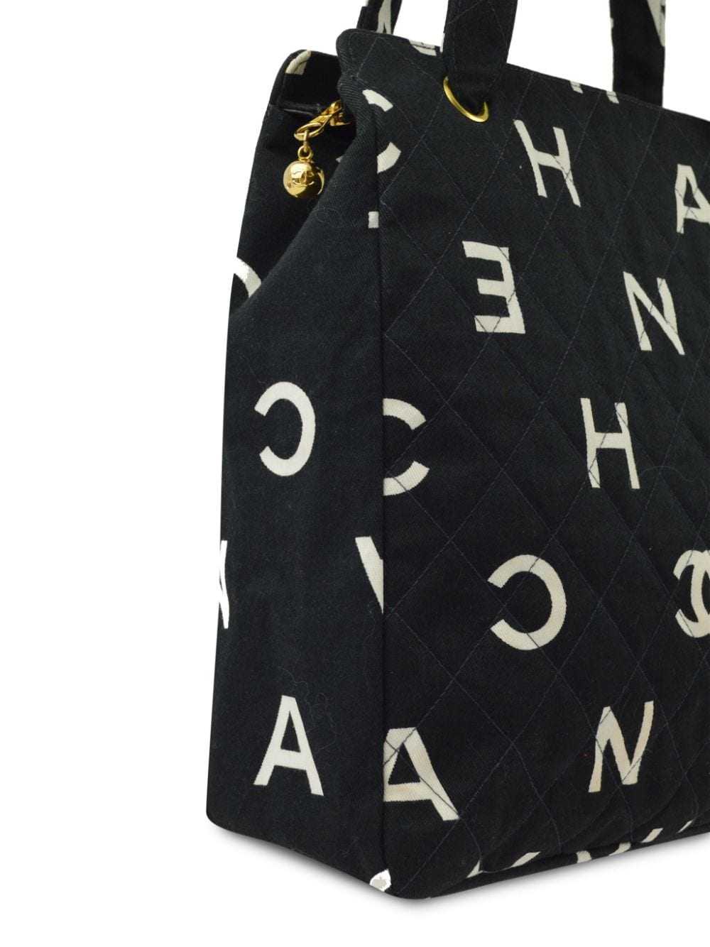 CHANEL Pre-Owned 1997 logo lettering diamond-quil… - image 3