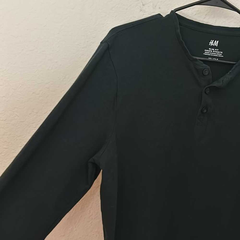 H&M dark green long sleeved top - image 2