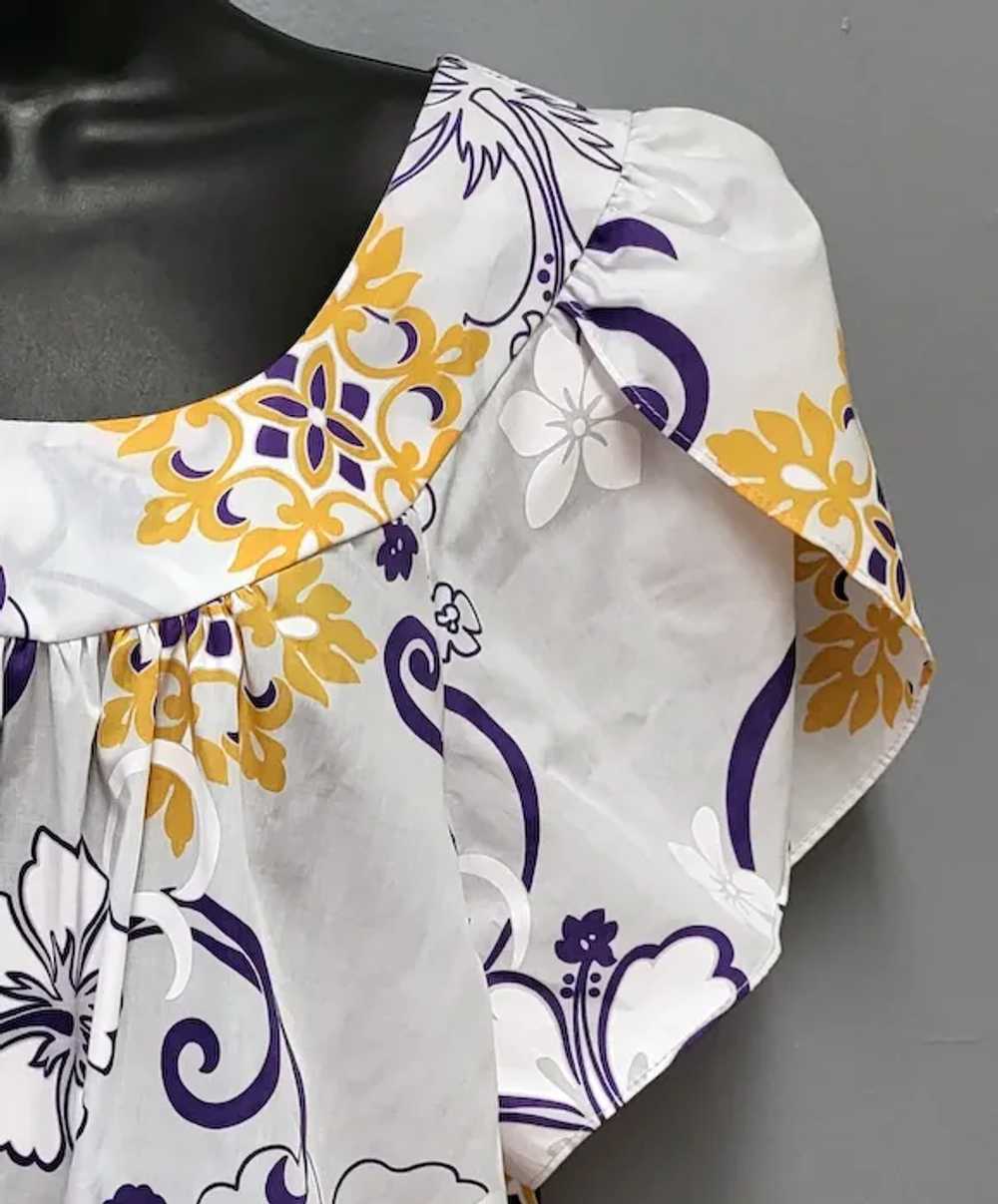 Hawaiian Muumuu Dress Purple White Flowers Gold M… - image 4