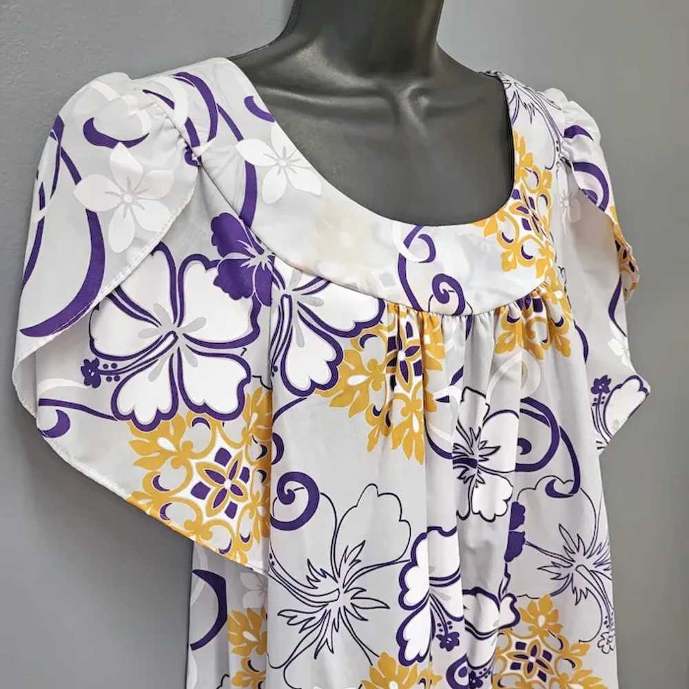 Hawaiian Muumuu Dress Purple White Flowers Gold M… - image 5