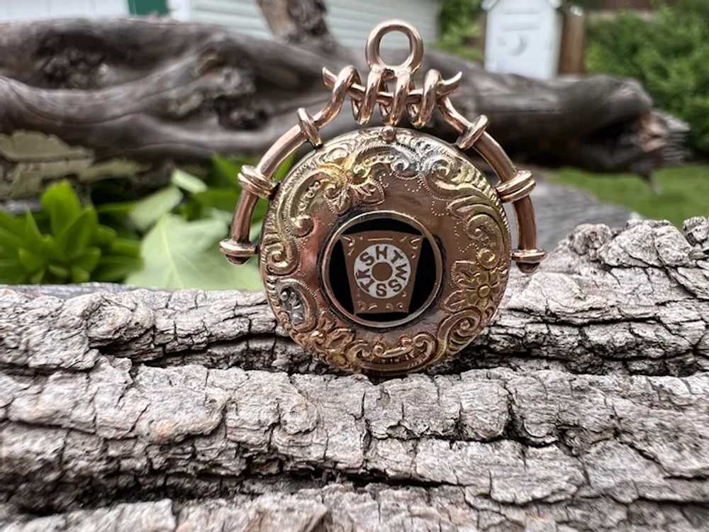 10K Yellow Gold Masonic Locket/Pendant - image 3