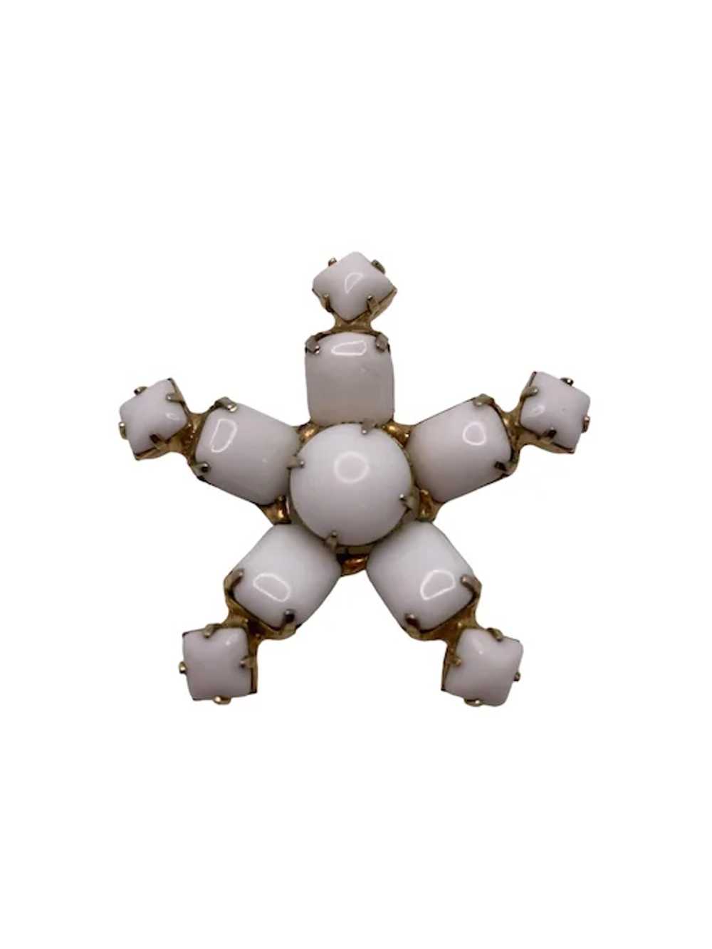 Vintage Gold Tone and White Milk Glass Star Brooch - image 4