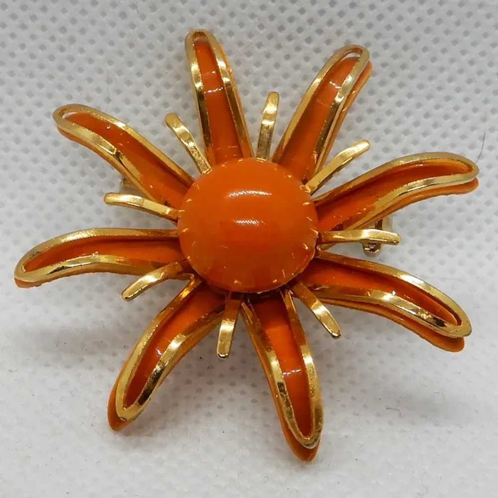 Vintage Orange and Gold Tone Flower Pin - image 3