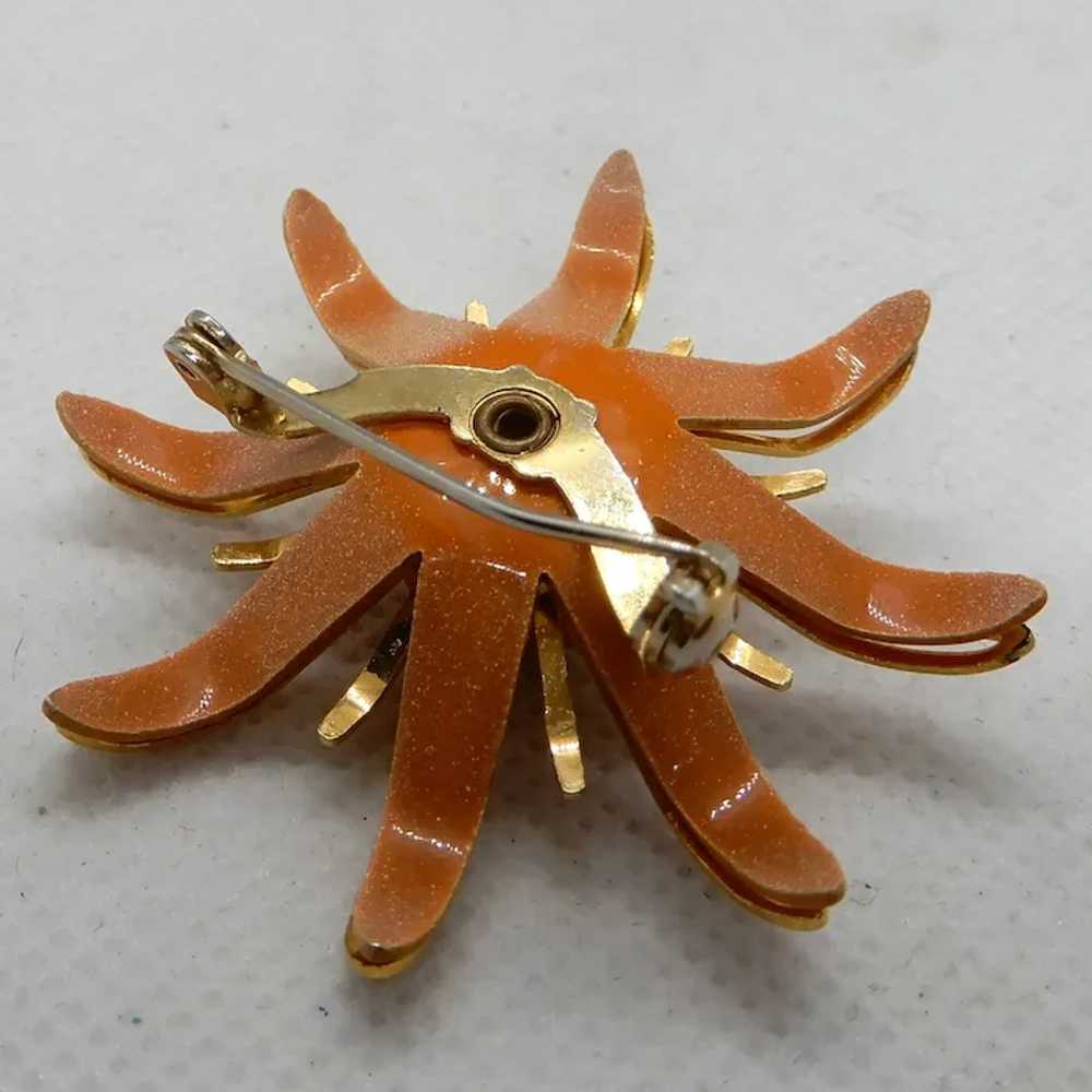 Vintage Orange and Gold Tone Flower Pin - image 6