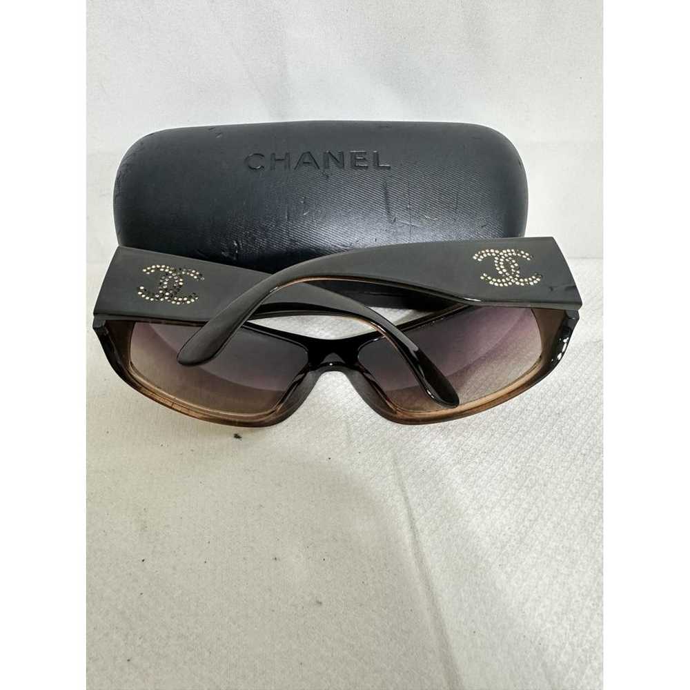 Chanel Oversized sunglasses - image 5