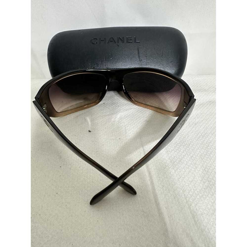 Chanel Oversized sunglasses - image 7