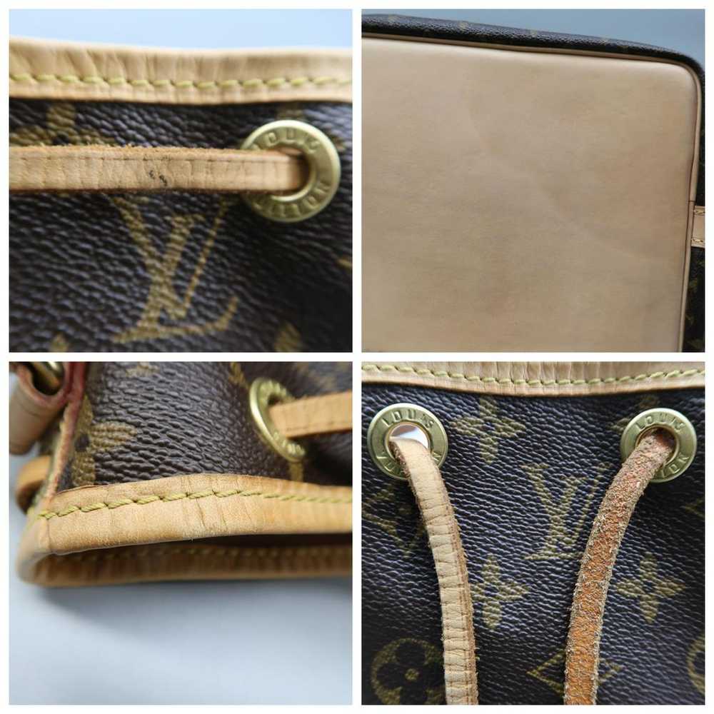 Louis Vuitton NéoNoé leather handbag - image 12