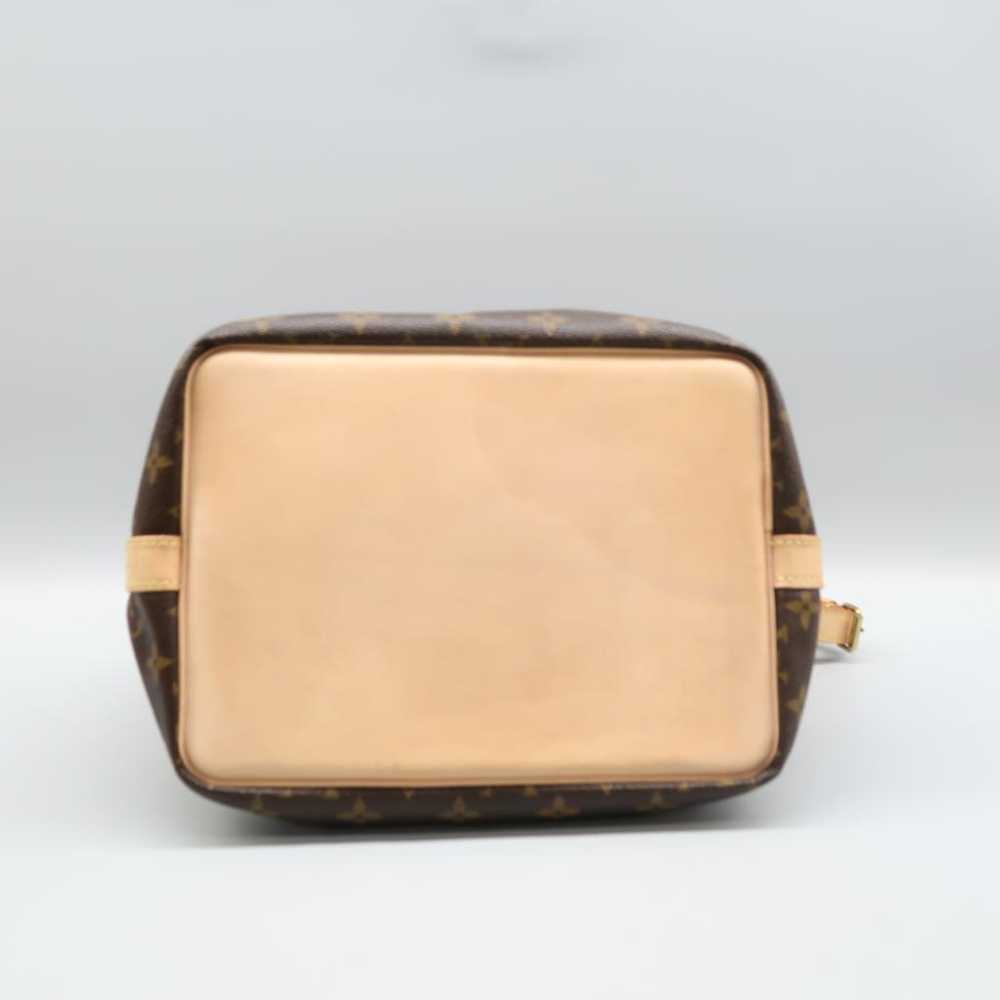 Louis Vuitton NéoNoé leather handbag - image 5