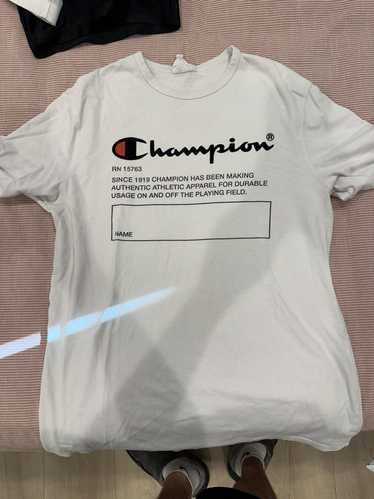 Champion × Streetwear × Vintage White Champion T-S