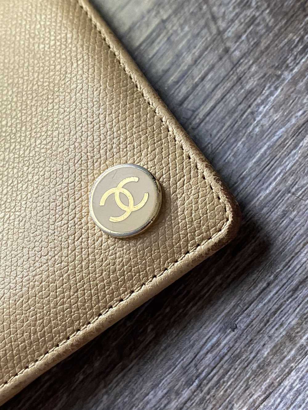 Chanel Chanel CC Leather bifold wallet - image 3