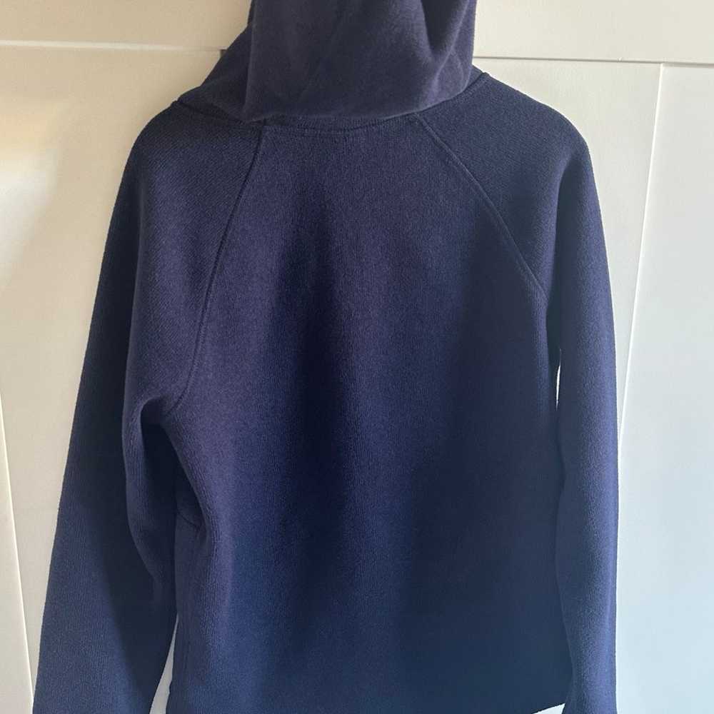 North Face Crescent Hoodie - image 6