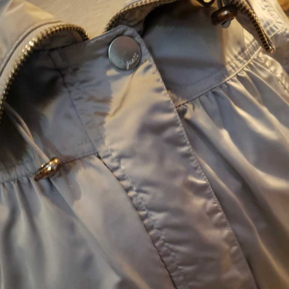 Vintage silver nylon Guess Jeans jacket w hood - image 5