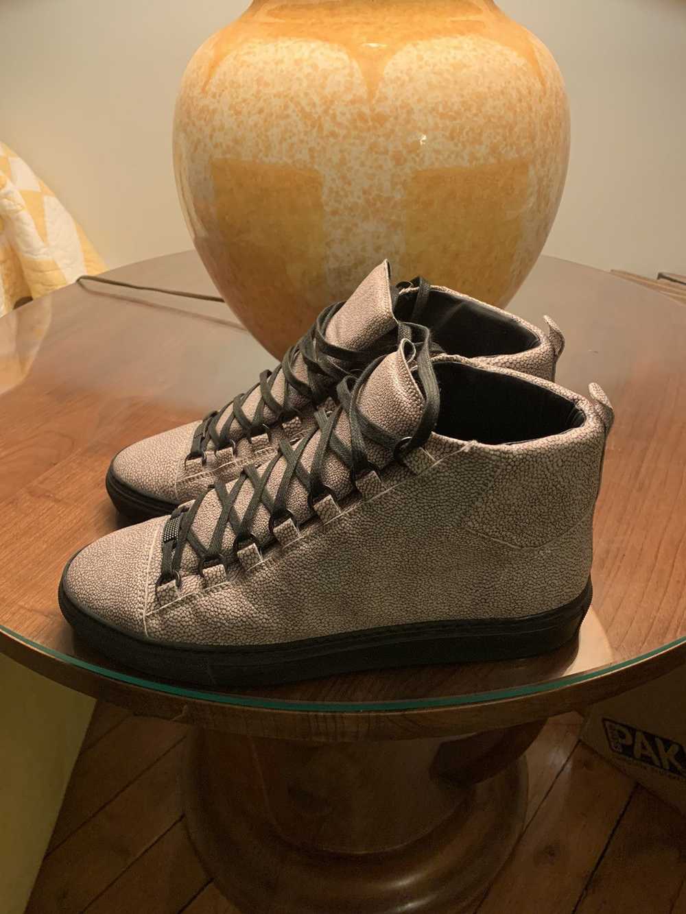 Balenciaga Balenciaga Arena Stingray Gray 41 - image 1