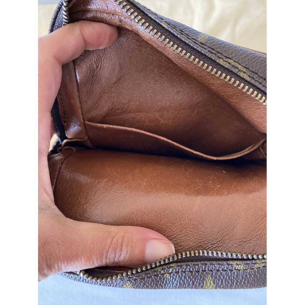 Louis Vuitton Amazon leather crossbody bag - image 5
