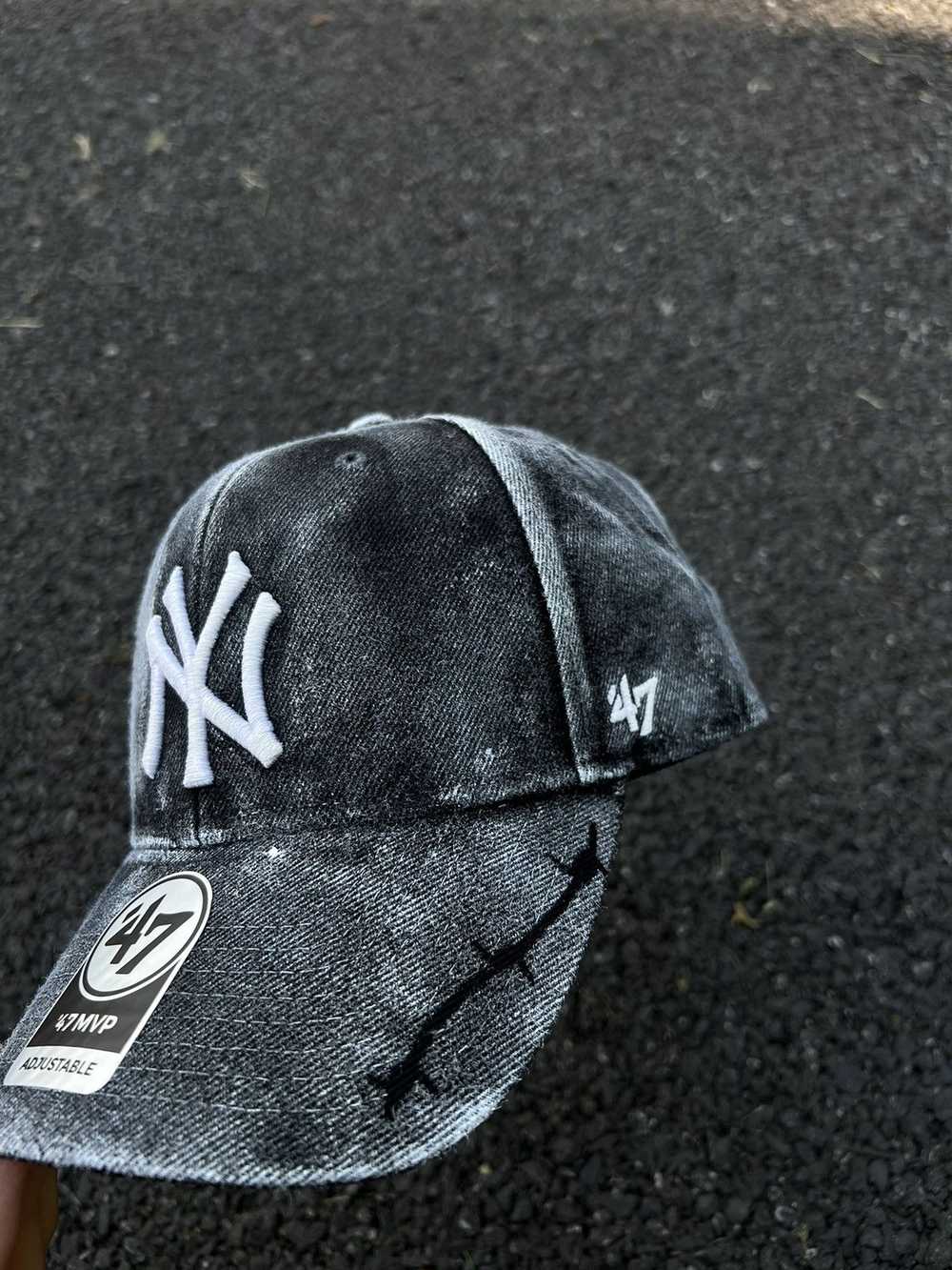 Maison Margiela × New Era × New York Yankees Cust… - image 3